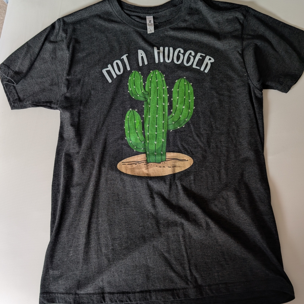 Zunie Charcoal Gray Tee with Cactus Print